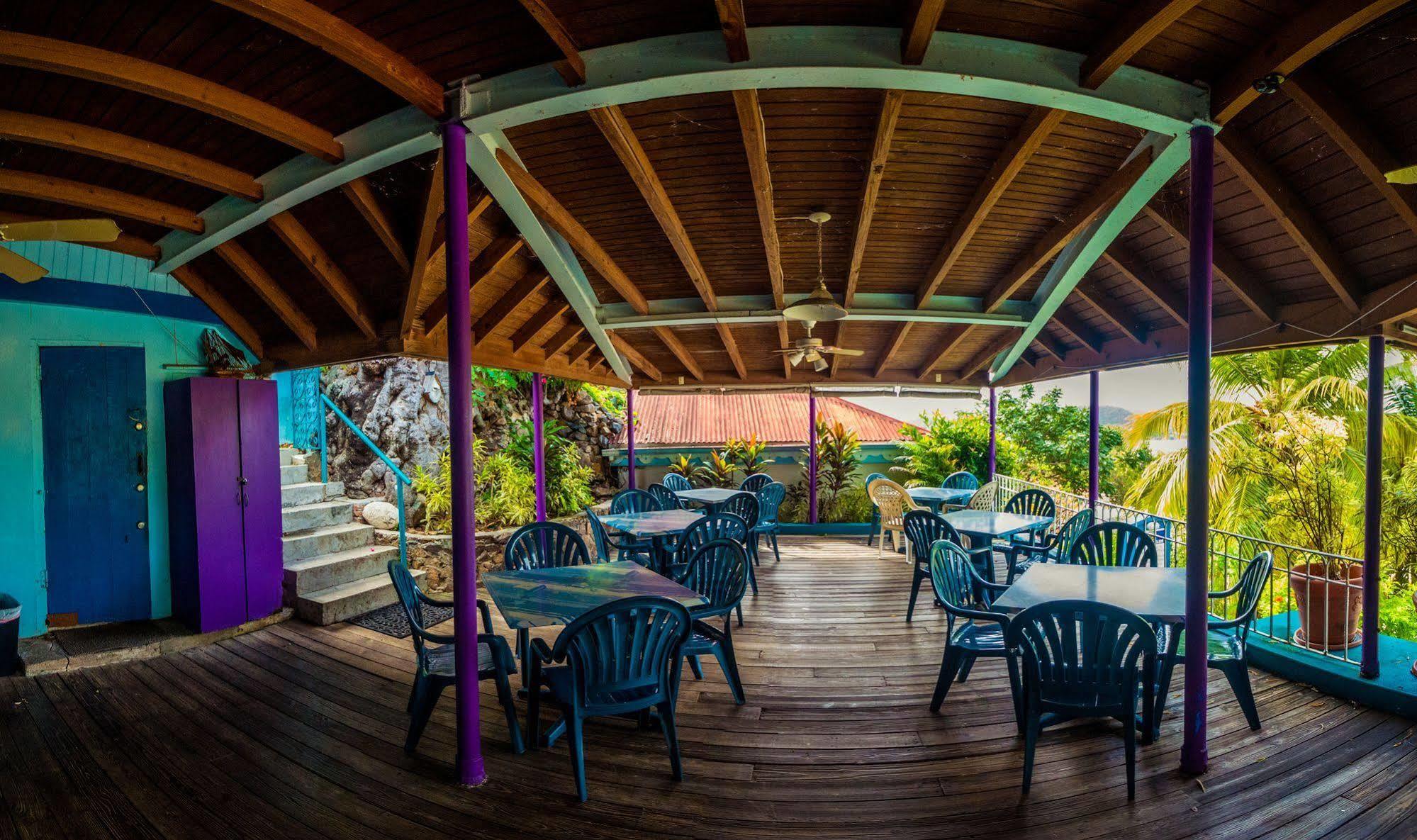 Galleon House Hotel Шарлот Амали Екстериор снимка